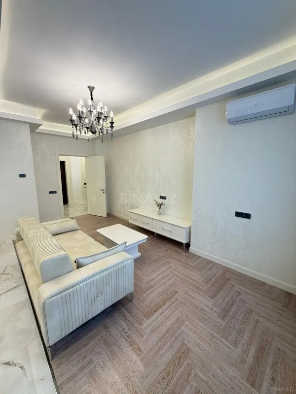 Kirayə verilir 2 otaqlı mənzil 80 m²