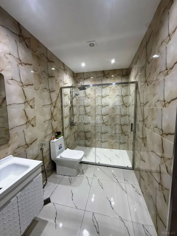 Satılır 2 otaqlı mənzil 105 m²
