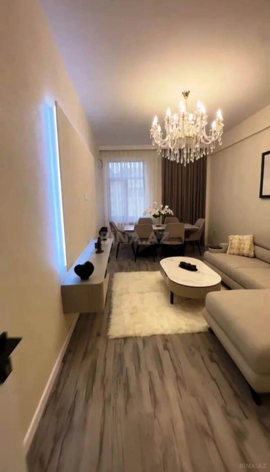 Satılır 2 otaqlı mənzil 105 m²