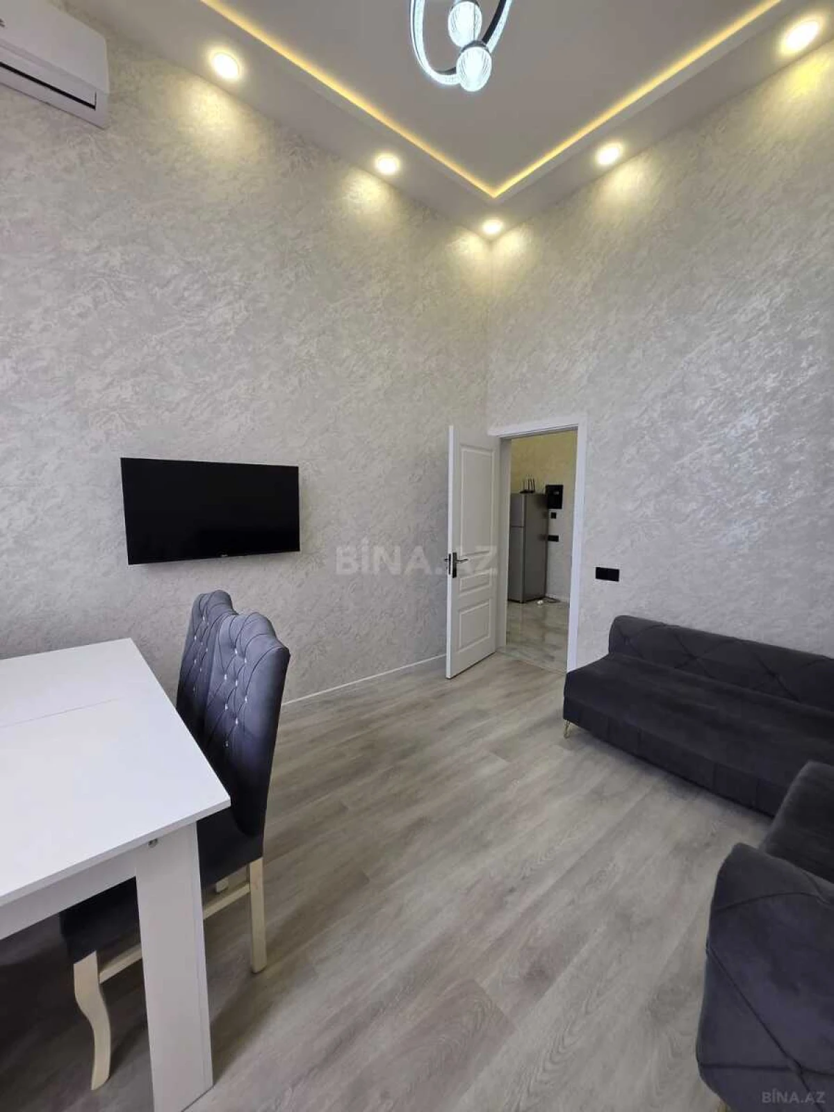 Satılır 2 otaqlı mənzil 48 m²