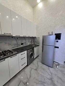 Satılır 2 otaqlı mənzil 48 m²