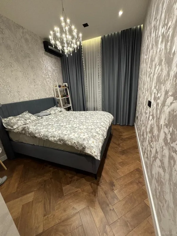 Satılır 2 otaqlı mənzil 55 m²