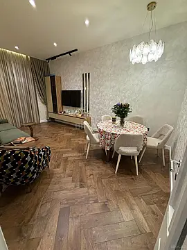 Satılır 2 otaqlı mənzil 55 m²