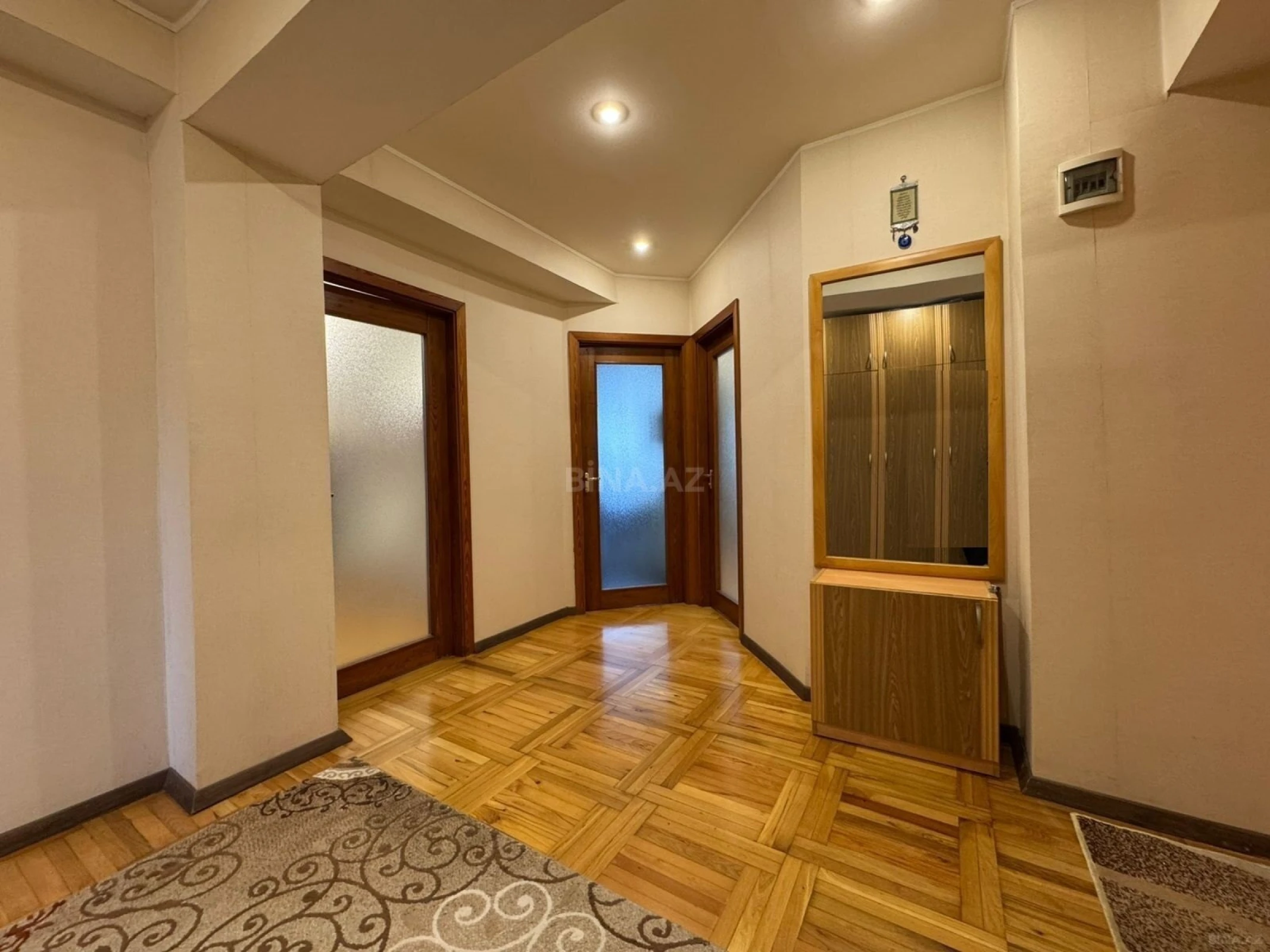 Satılır 3 otaqlı mənzil 89 m²