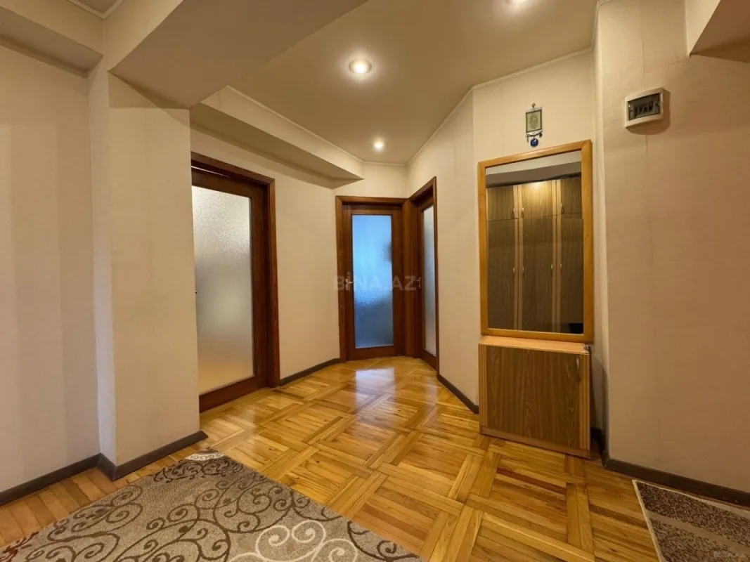 Satılır 3 otaqlı mənzil 89 m²