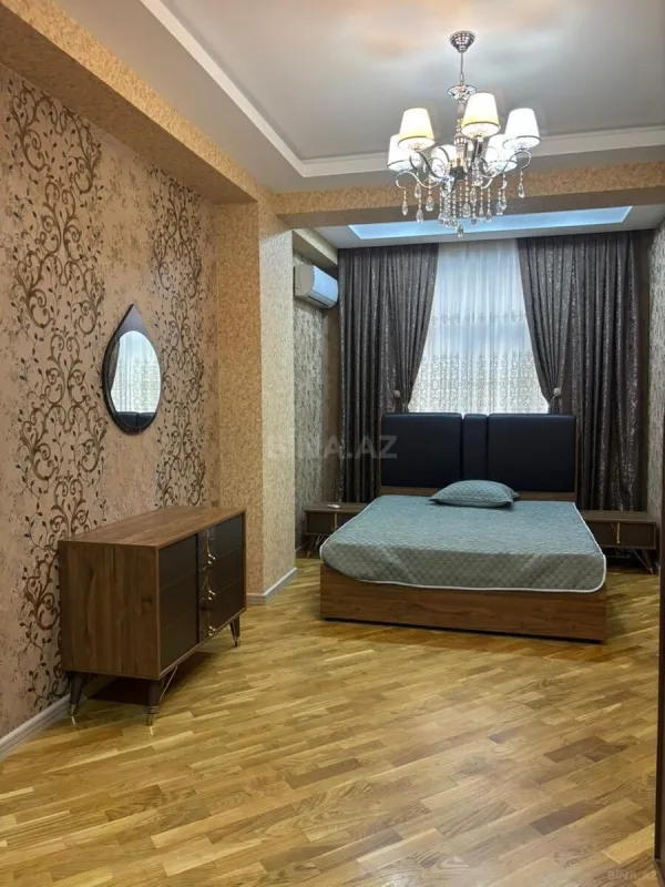 Kirayə verilir 3 otaqlı mənzil 125 m²
