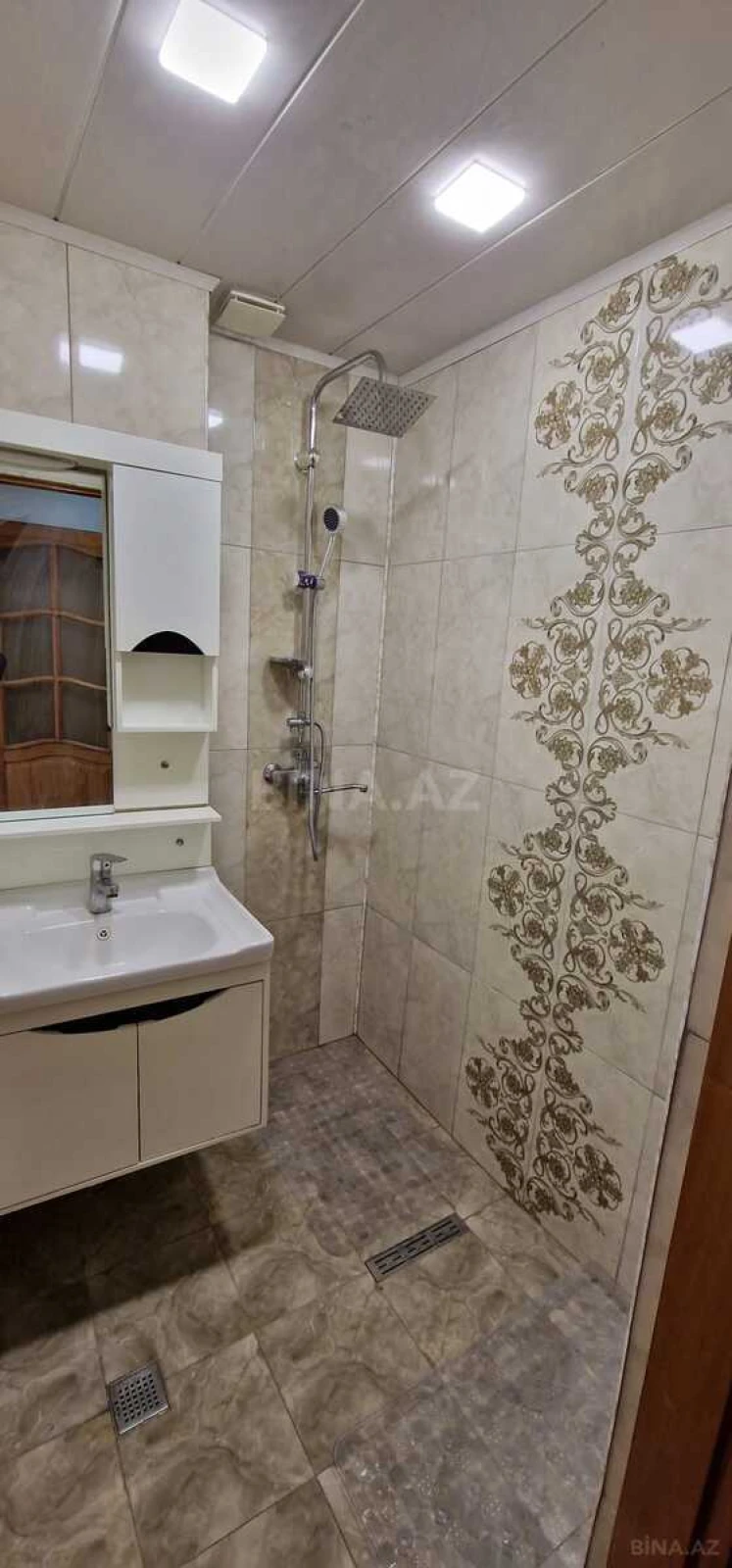 Kirayə verilir 2 otaqlı mənzil 55 m²