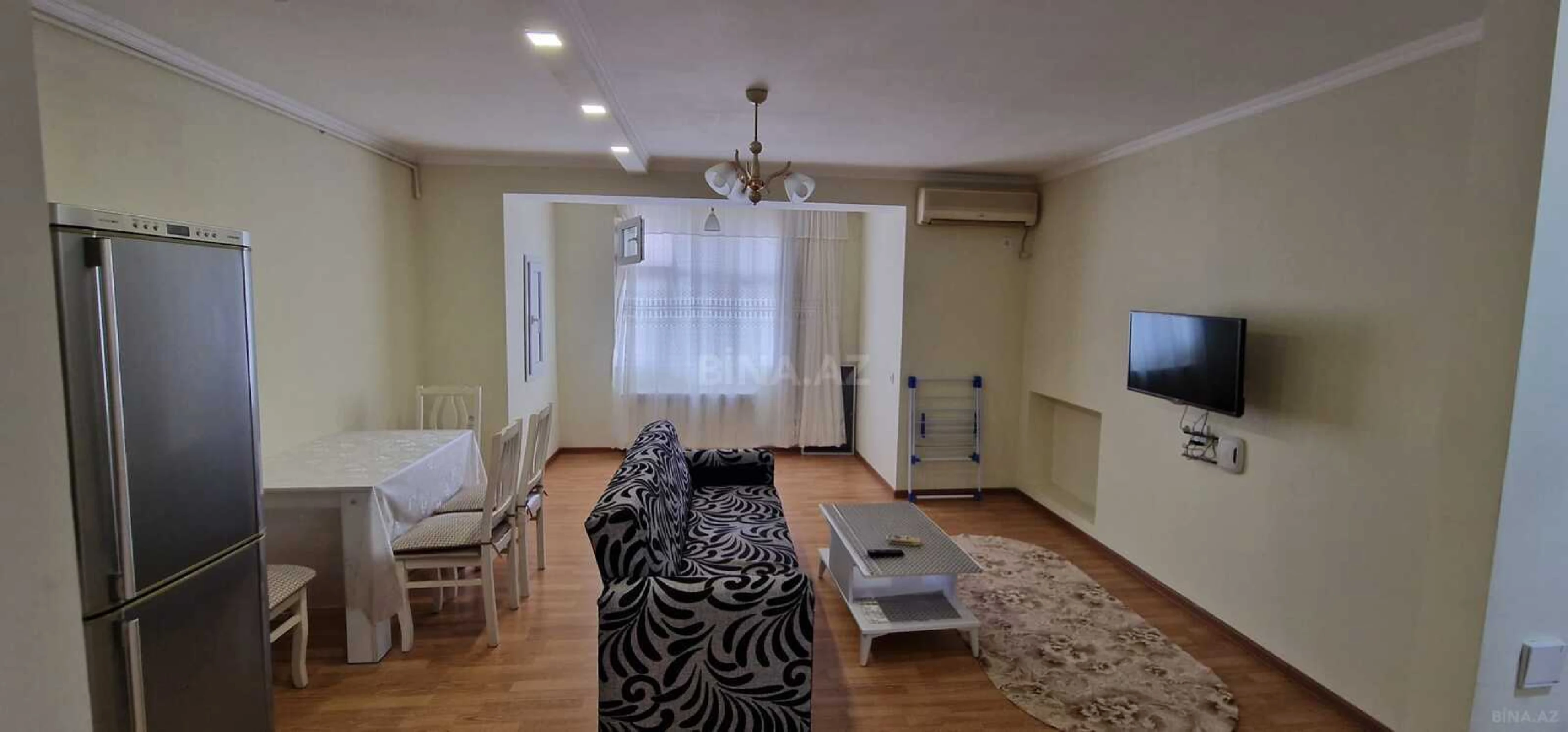 Kirayə verilir 2 otaqlı mənzil 55 m²