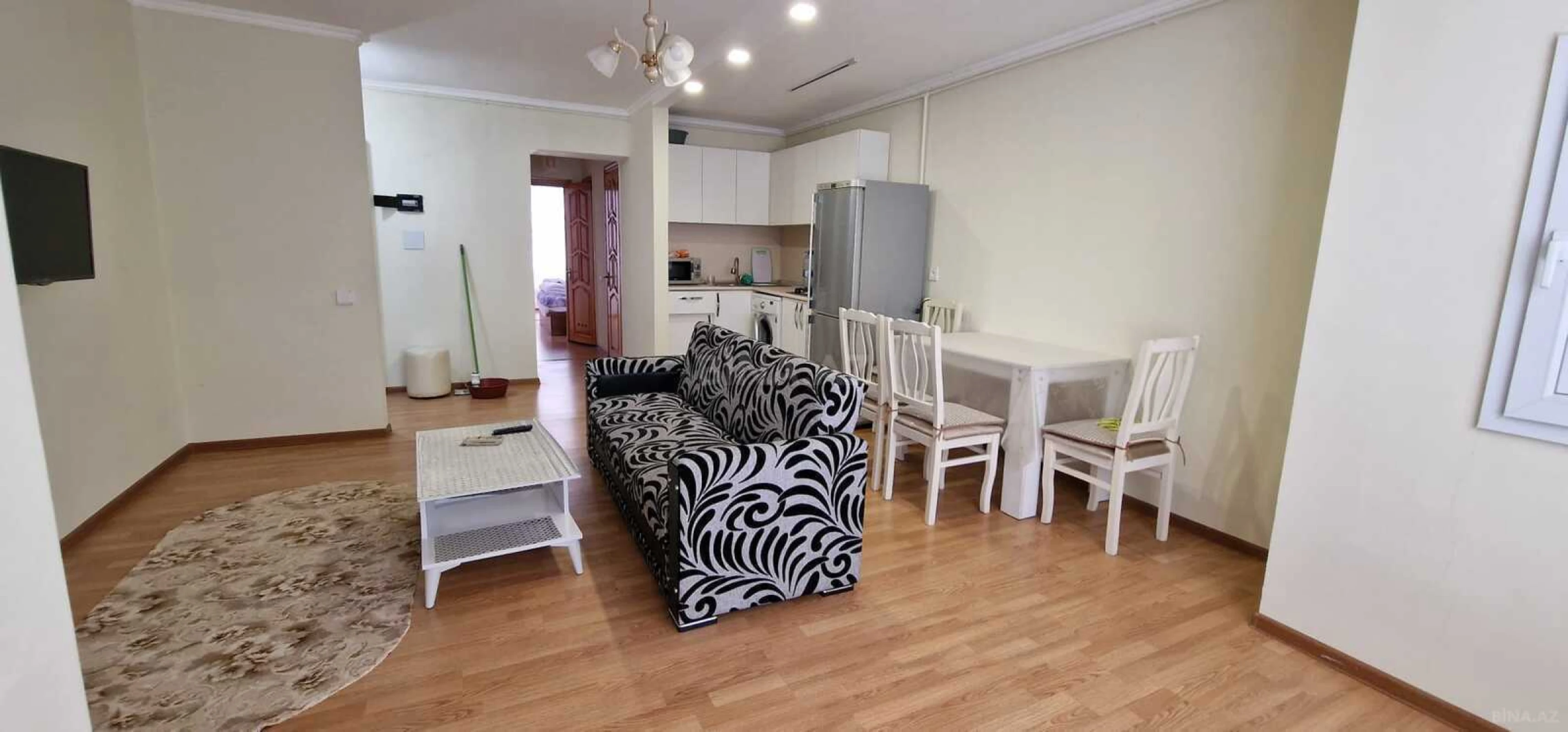 Kirayə verilir 2 otaqlı mənzil 55 m²