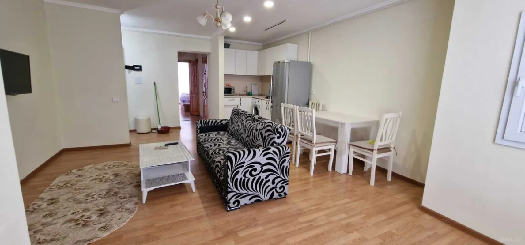Kirayə verilir 2 otaqlı mənzil 55 m²