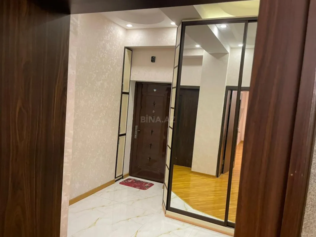 Kirayə verilir 2 otaqlı mənzil 97 m²