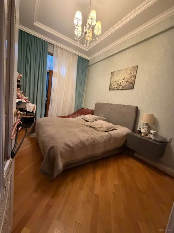 Satılır 2 otaqlı mənzil 55 m²