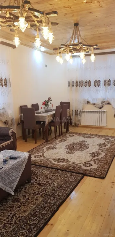 Satılır 6 otaqlı həyət evi 200 m²