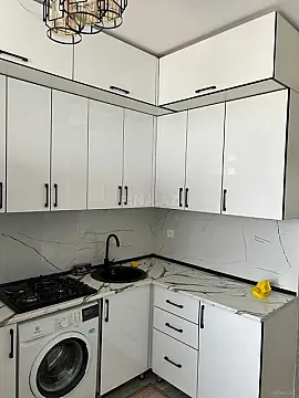Kirayə verilir 2 otaqlı mənzil 80 m²