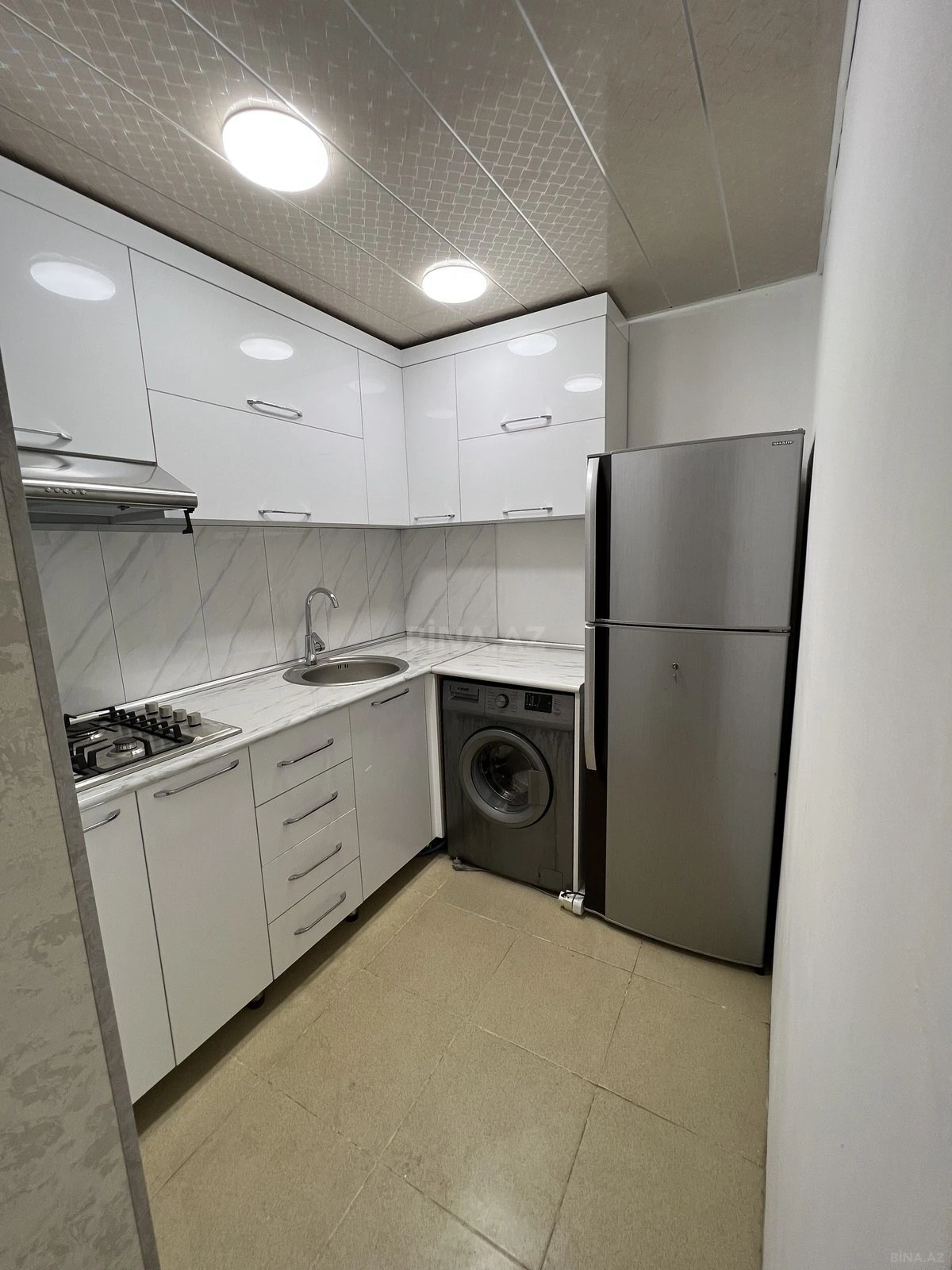 Kirayə verilir 2 otaqlı mənzil 50 m²