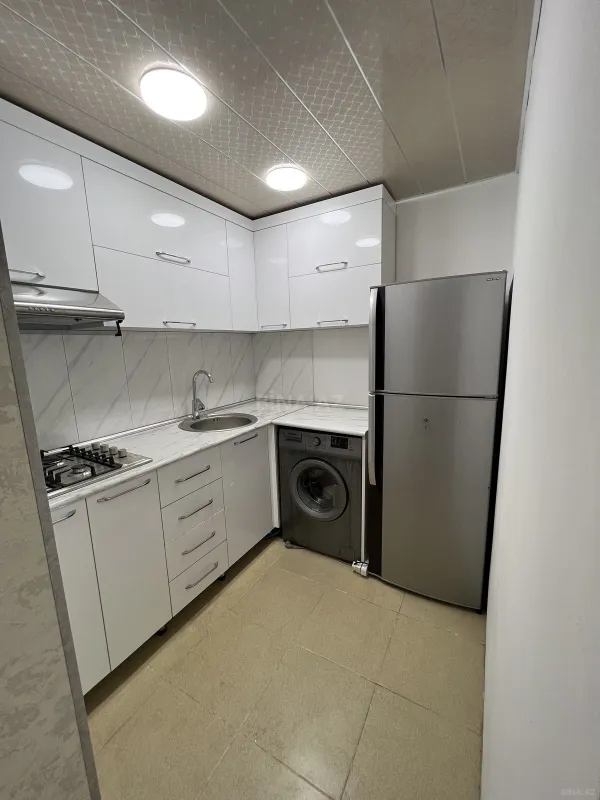 Kirayə verilir 2 otaqlı mənzil 50 m²