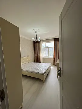 Kirayə verilir 2 otaqlı mənzil 50 m²