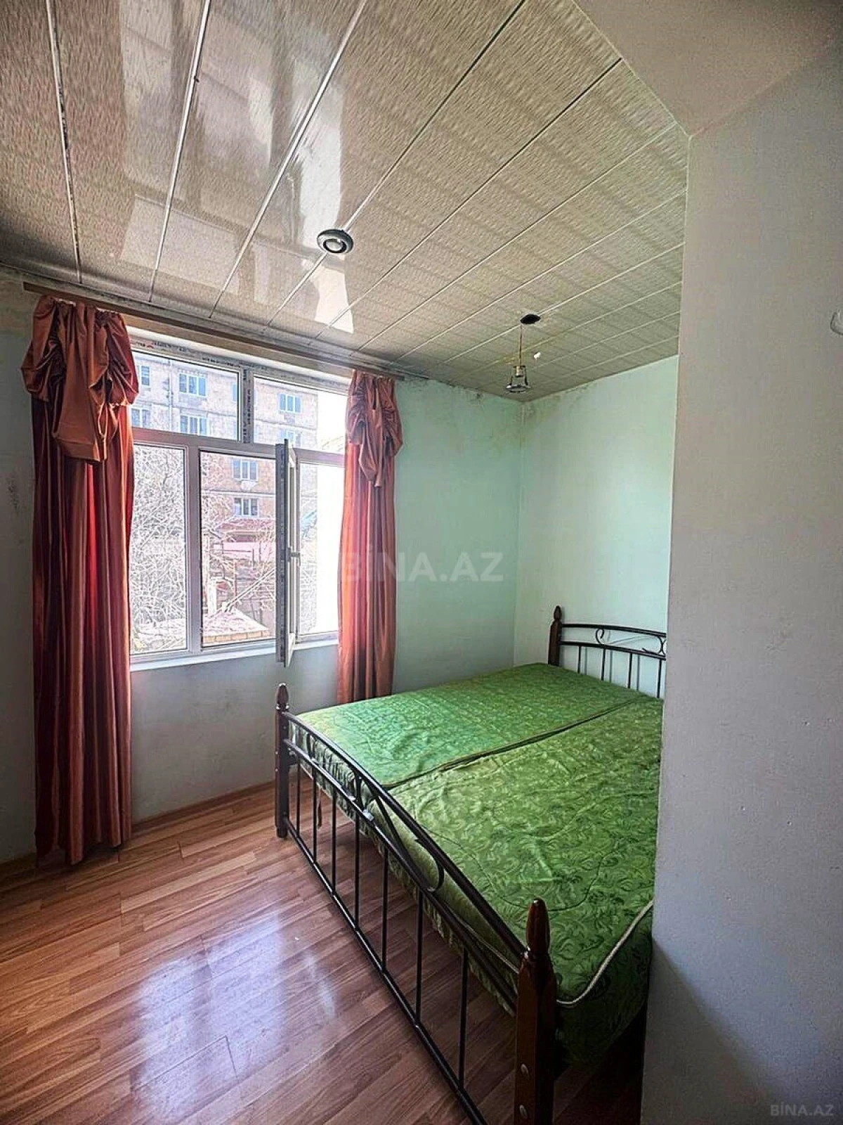 Satılır 1 otaqlı mənzil 50 m²