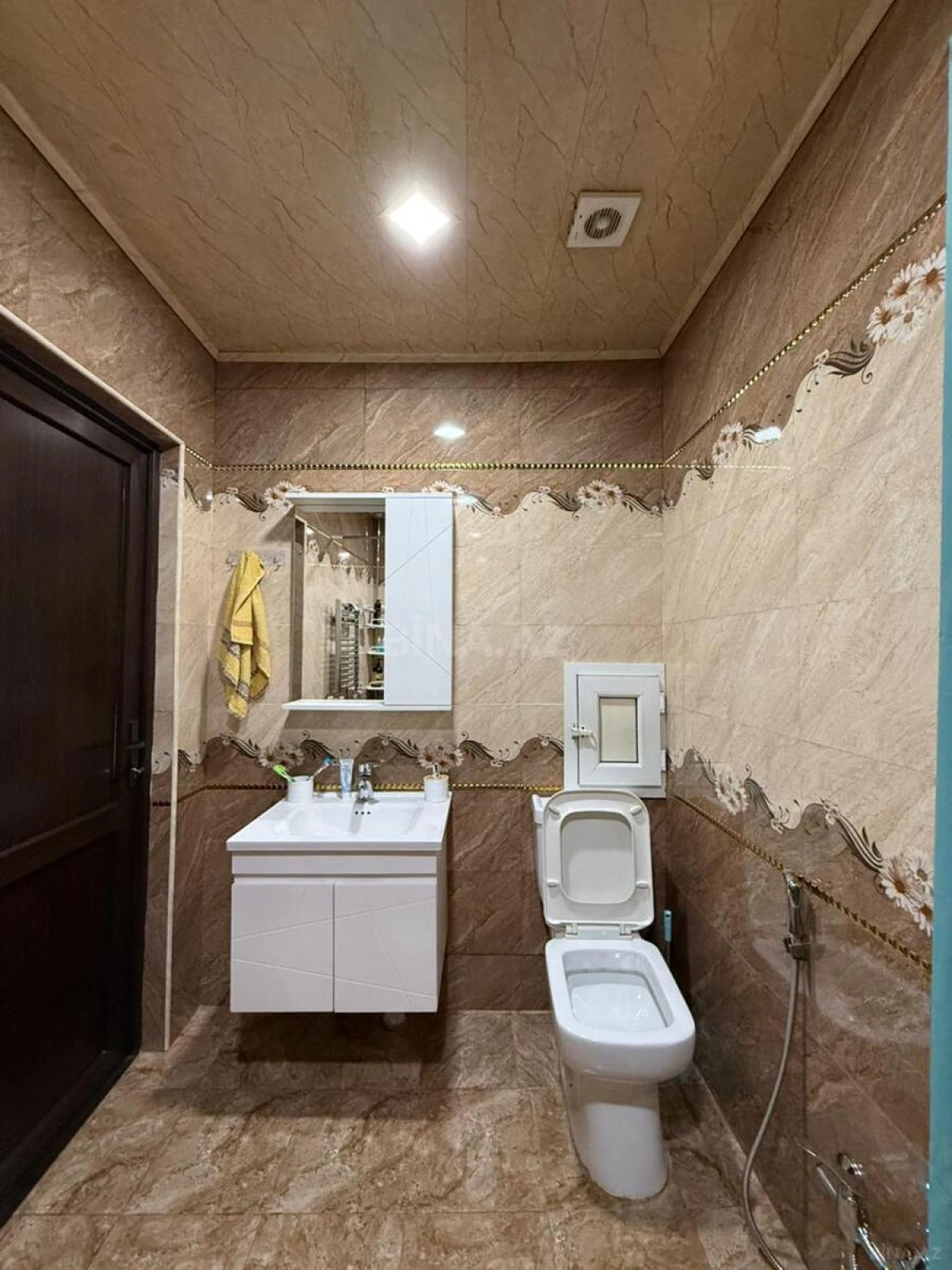 Satılır 3 otaqlı mənzil 60 m²