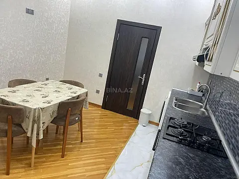 Kirayə verilir 2 otaqlı mənzil 100 m²
