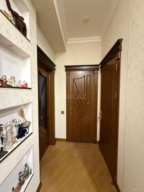 Satılır 3 otaqlı mənzil 103 m²