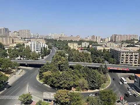 Satılır 3 otaqlı mənzil 103 m²