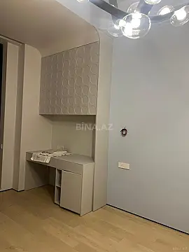 Satılır 3 otaqlı mənzil 102 m²