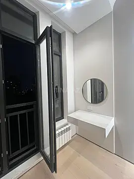 Satılır 3 otaqlı mənzil 102 m²