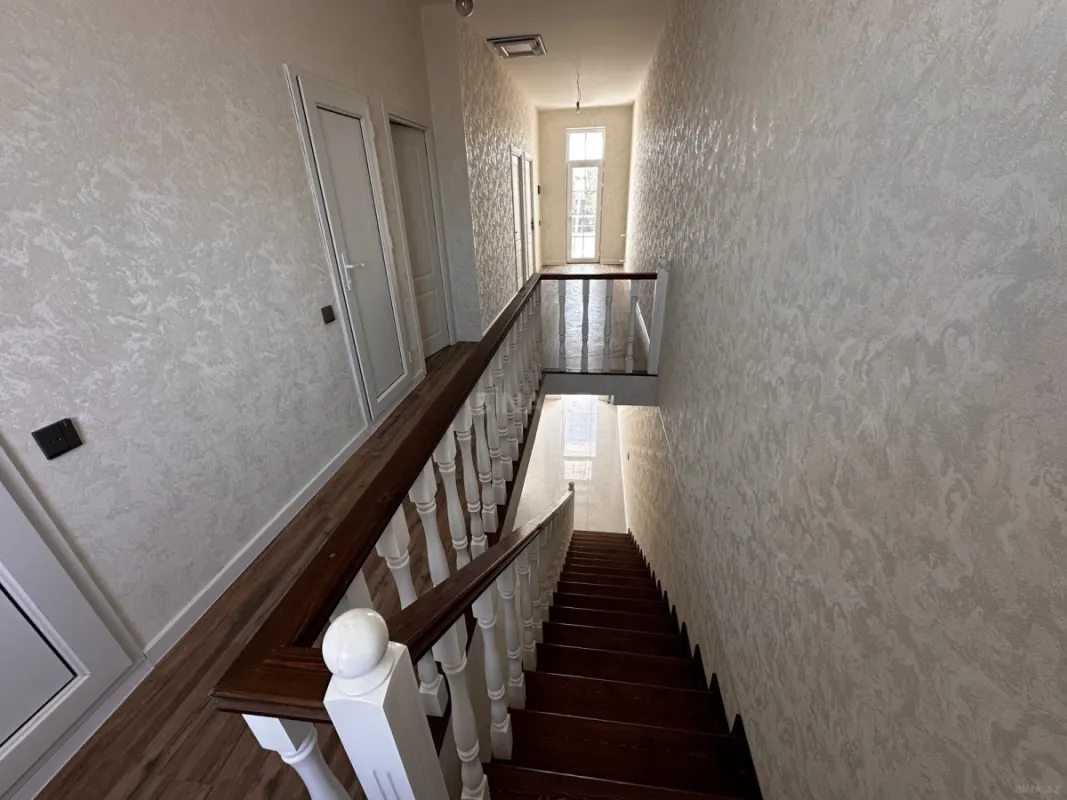 Satılır 4 otaqlı həyət evi 145 m²