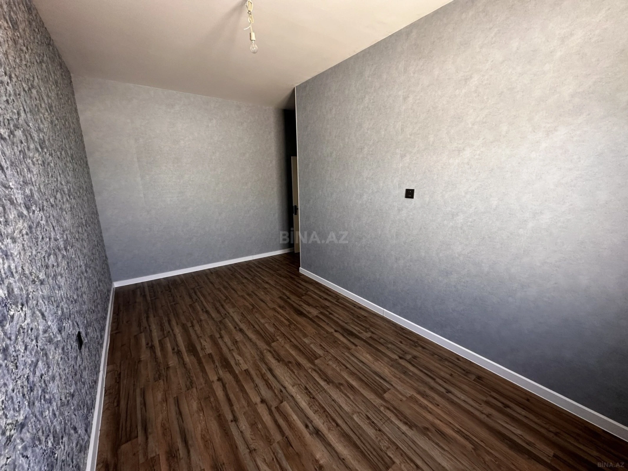 Satılır 4 otaqlı həyət evi 145 m²