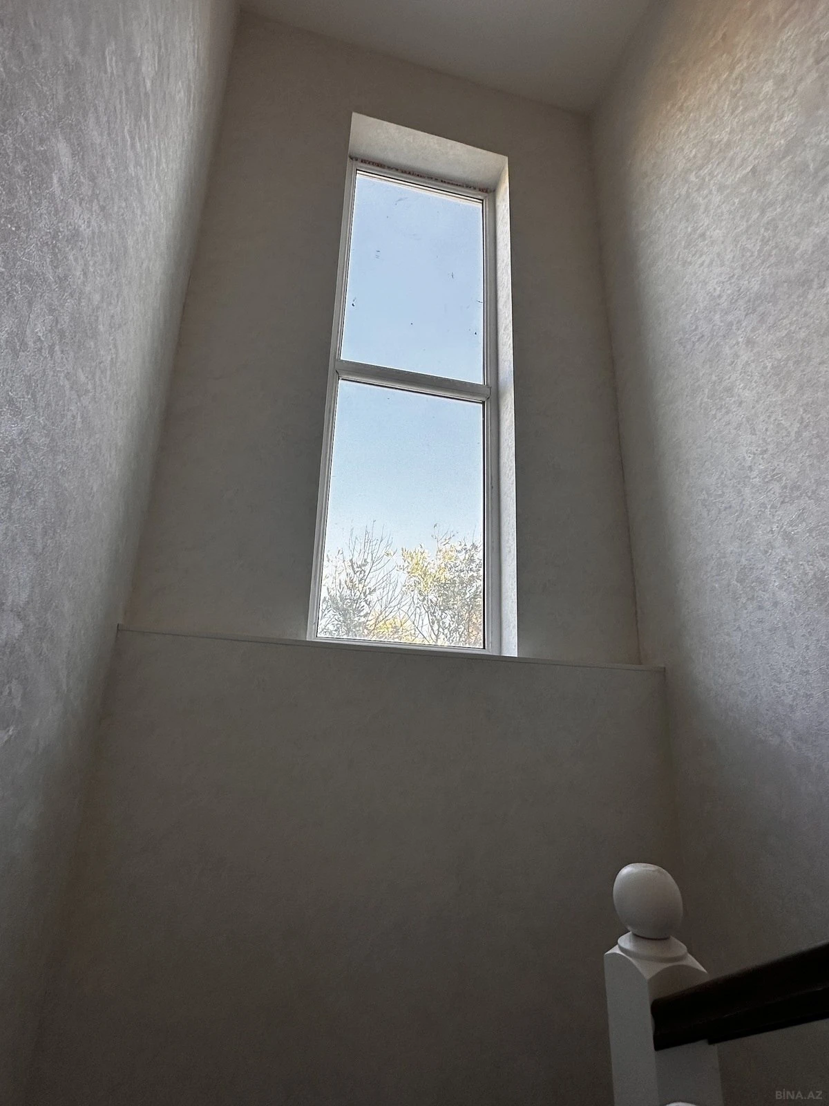 Satılır 4 otaqlı həyət evi 145 m²