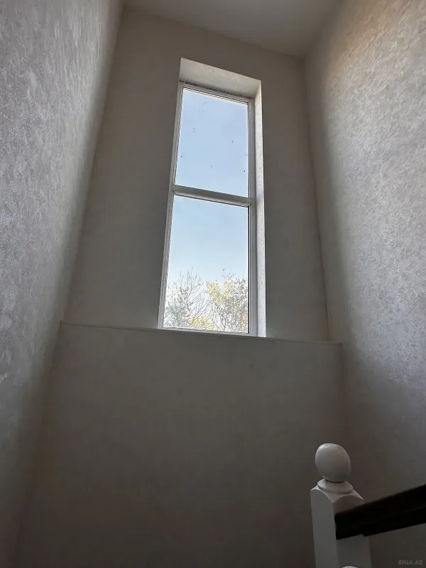 Satılır 4 otaqlı həyət evi 145 m²