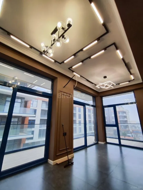 Satılır 3 otaqlı mənzil 84 m²