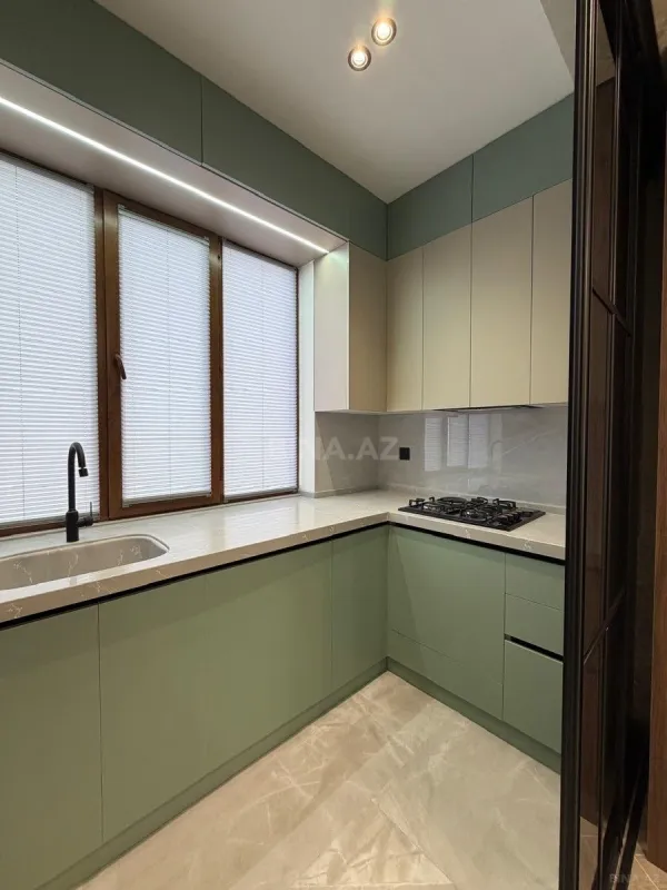 Satılır 2 otaqlı mənzil 70 m²