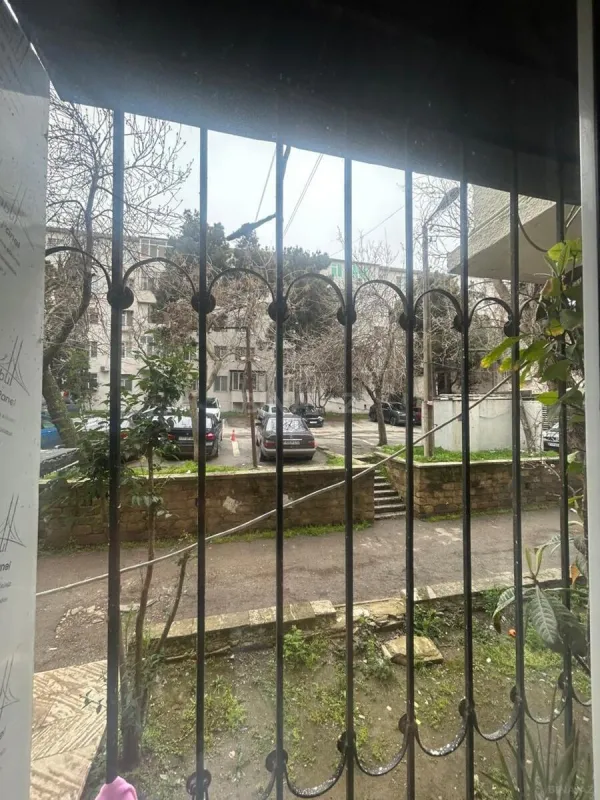 Satılır 2 otaqlı mənzil 56 m²