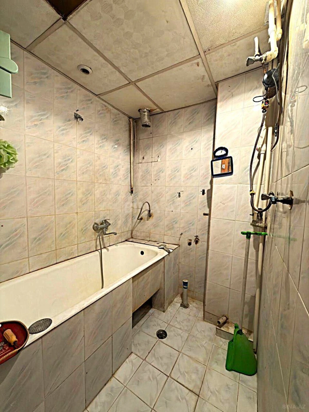 Satılır 4 otaqlı mənzil 100 m²