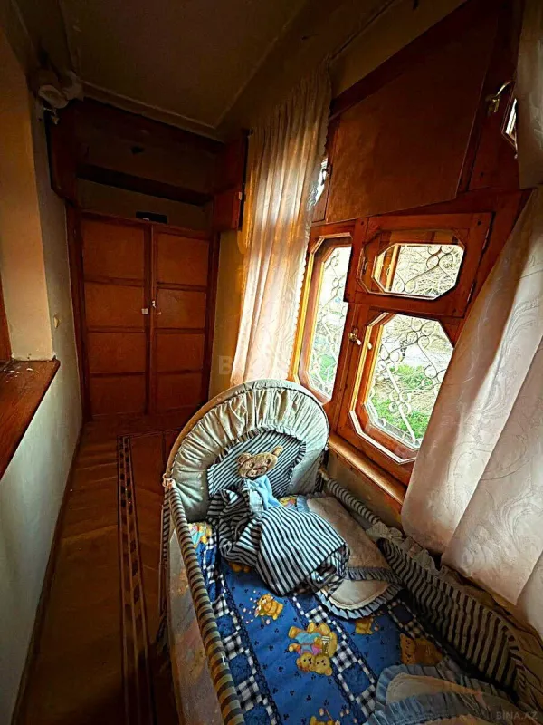 Satılır 4 otaqlı mənzil 100 m²