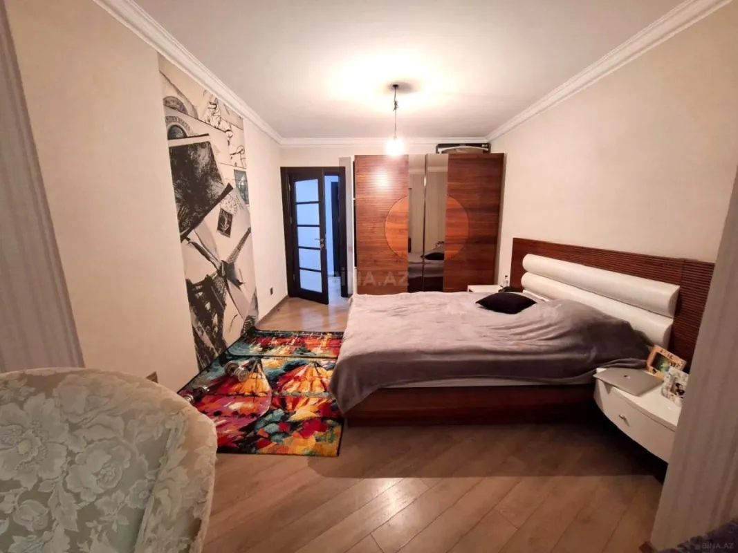 Satılır 4 otaqlı mənzil 110 m²