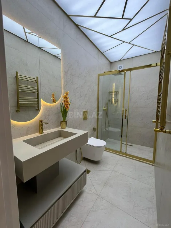 Satılır 3 otaqlı mənzil 96 m²