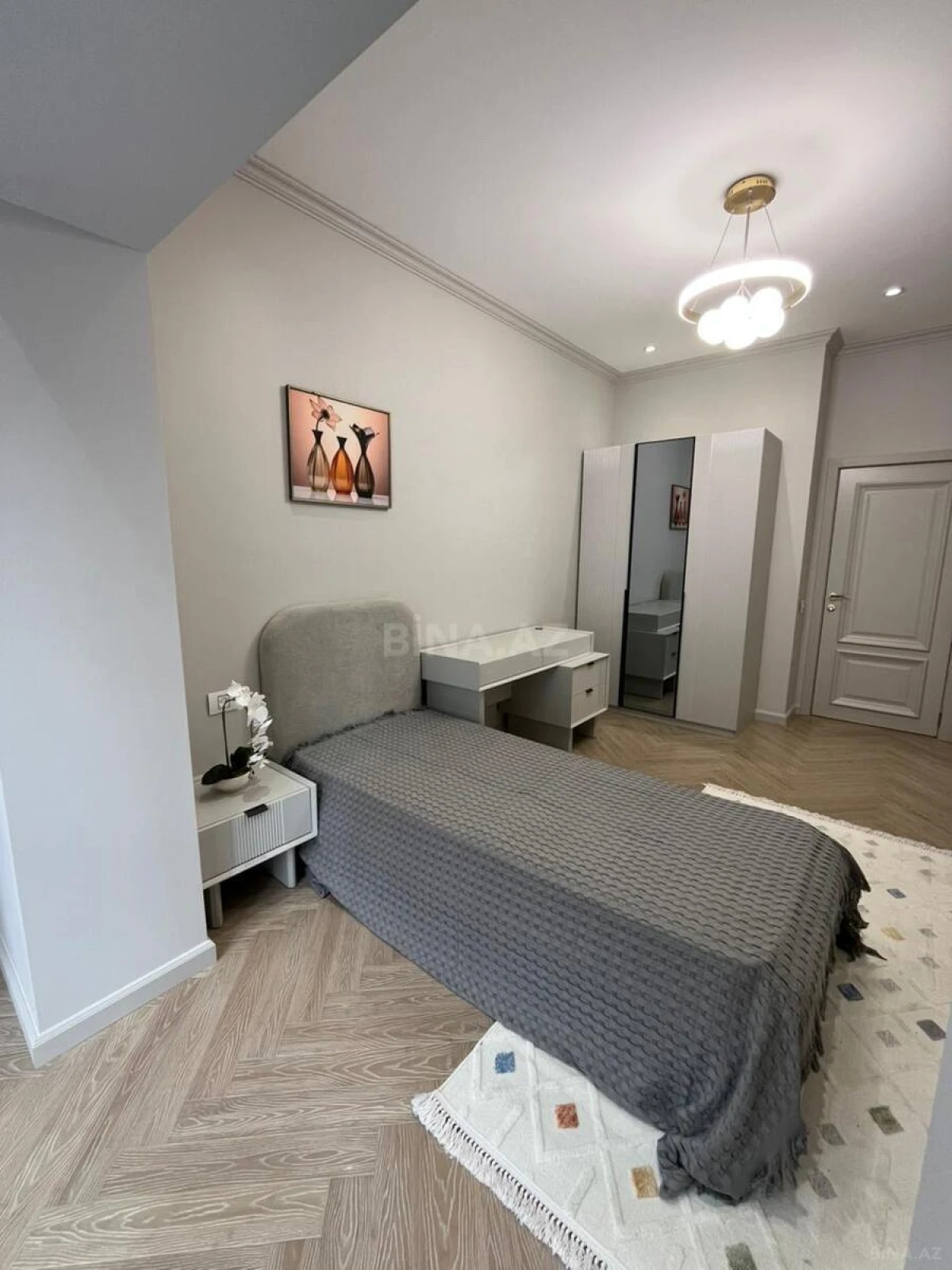 Satılır 3 otaqlı mənzil 96 m²