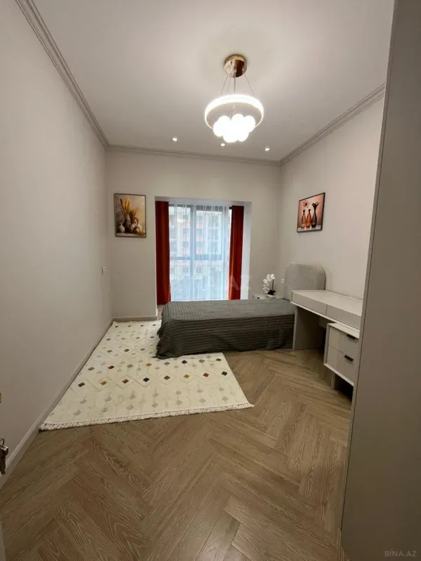 Satılır 3 otaqlı mənzil 96 m²