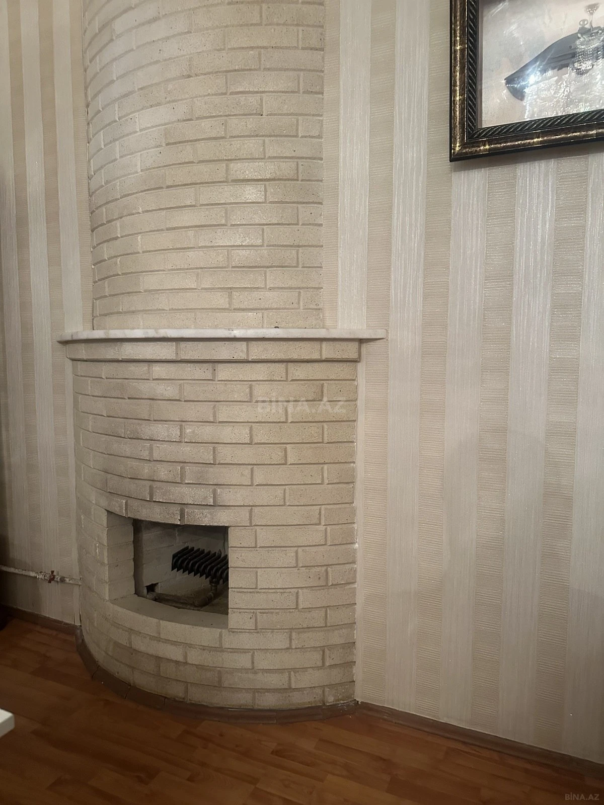 Satılır 8 otaqlı həyət evi 228 m²