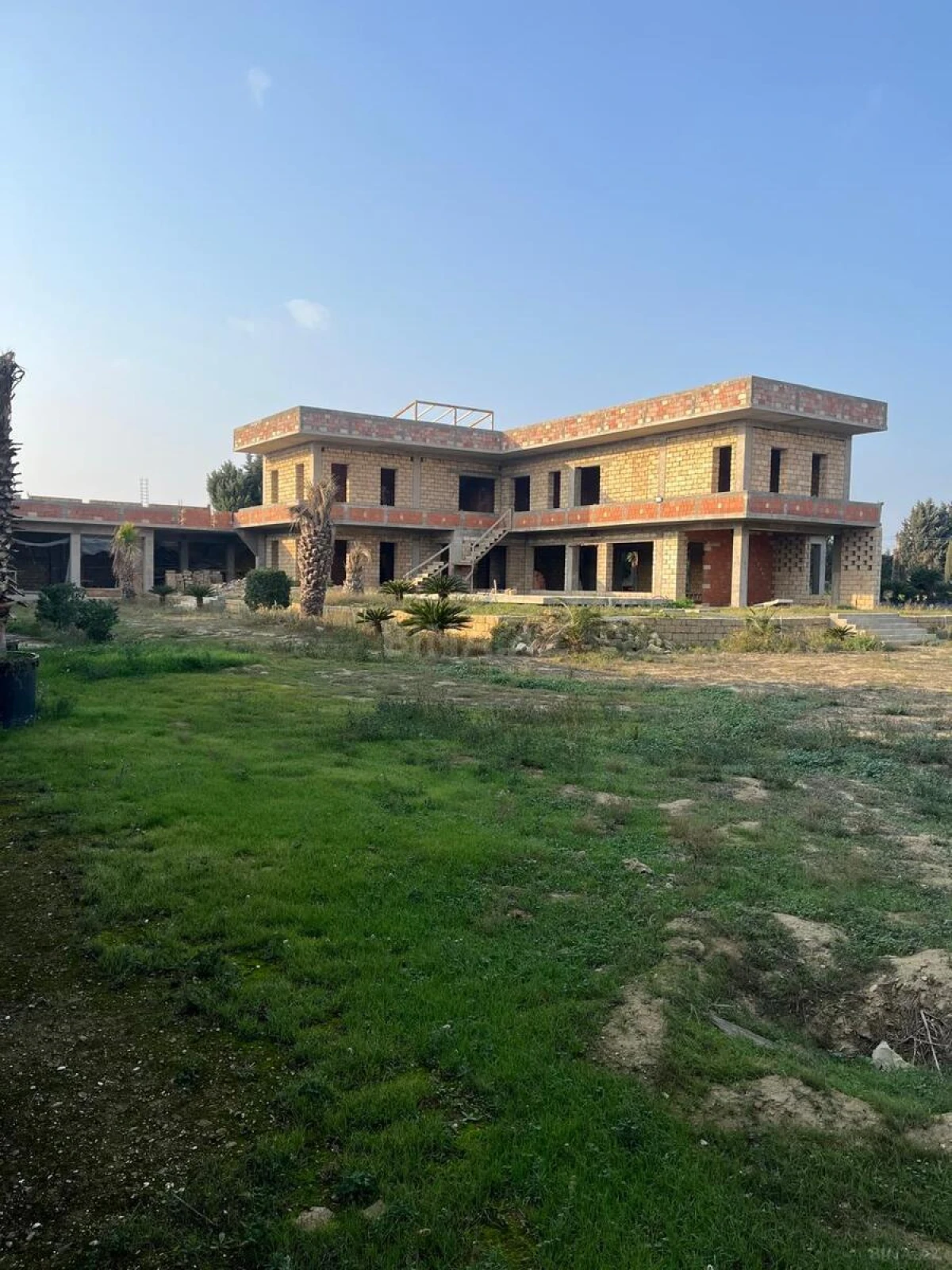 Satılır obyekt 1250 m²