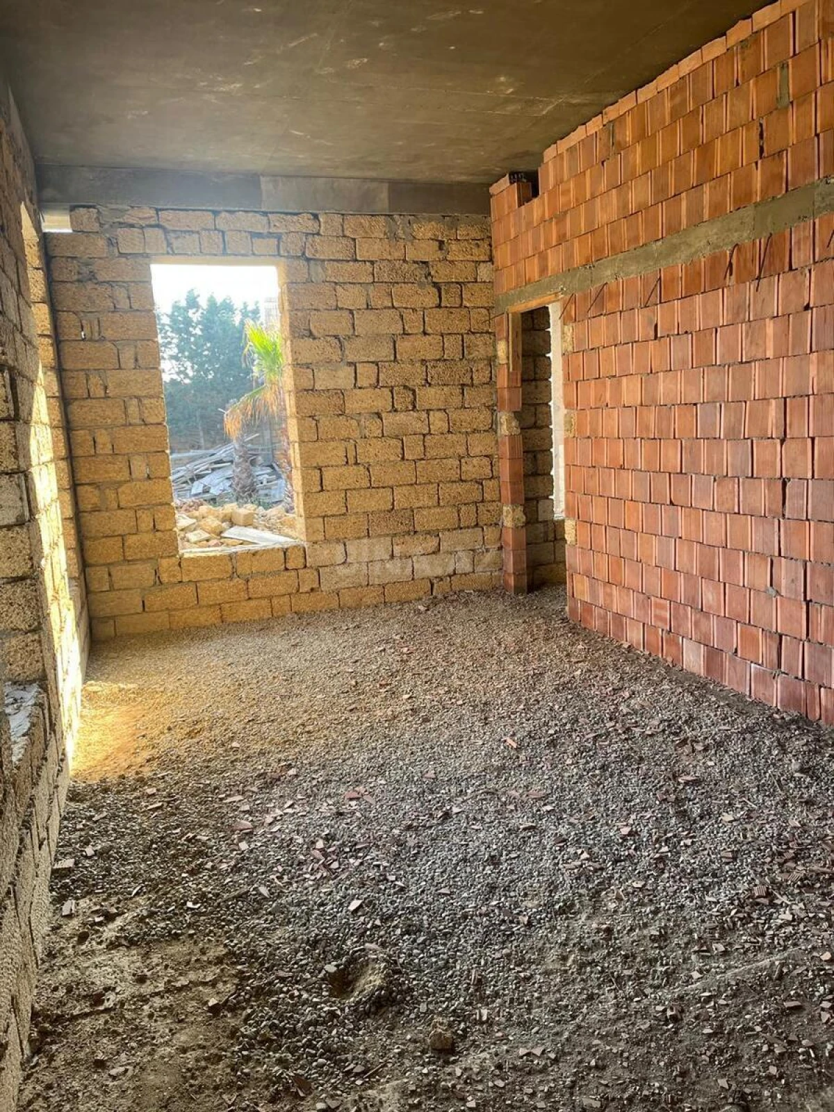 Satılır obyekt 1250 m²