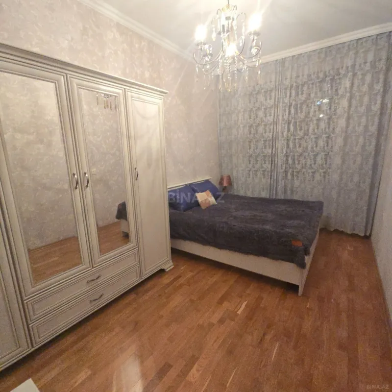 Kirayə verilir 2 otaqlı mənzil 70 m²