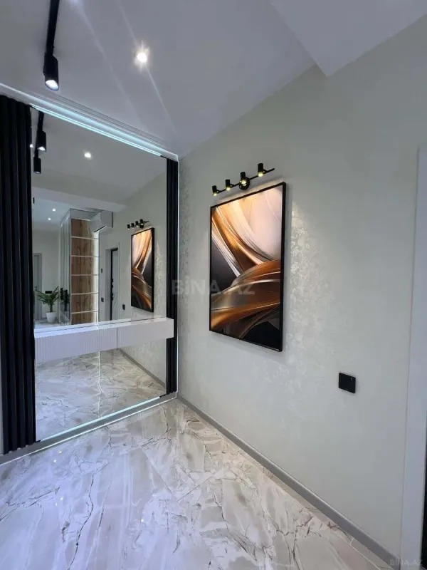 Satılır 2 otaqlı mənzil 85 m²