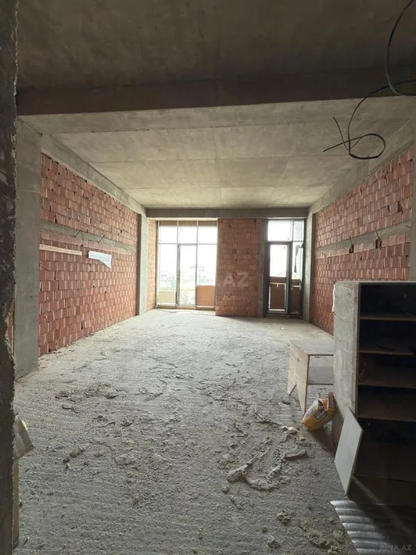 Satılır 2 otaqlı mənzil 72 m²