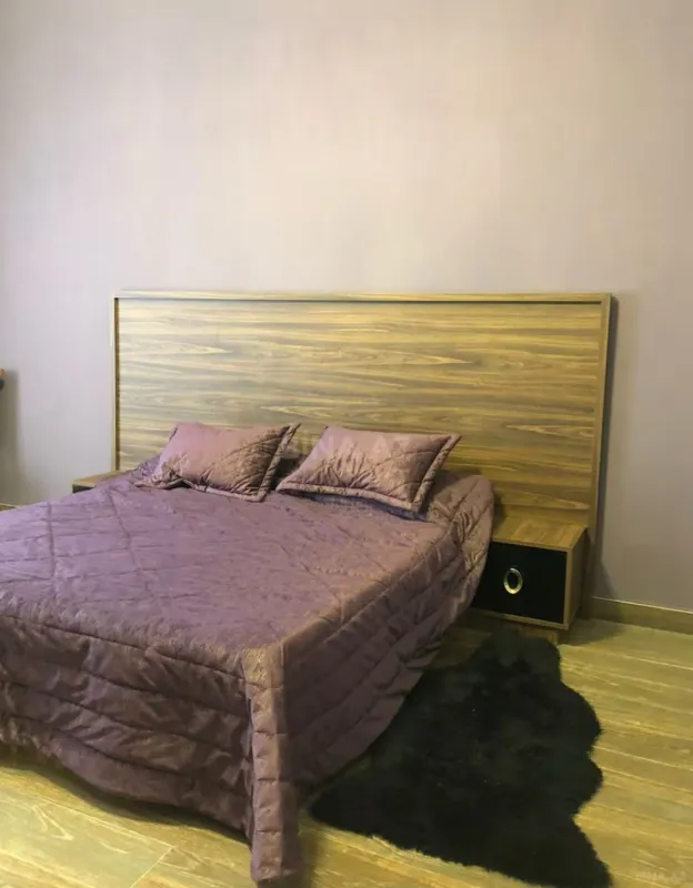 Kirayə verilir 7 otaqlı həyət evi 600 m²