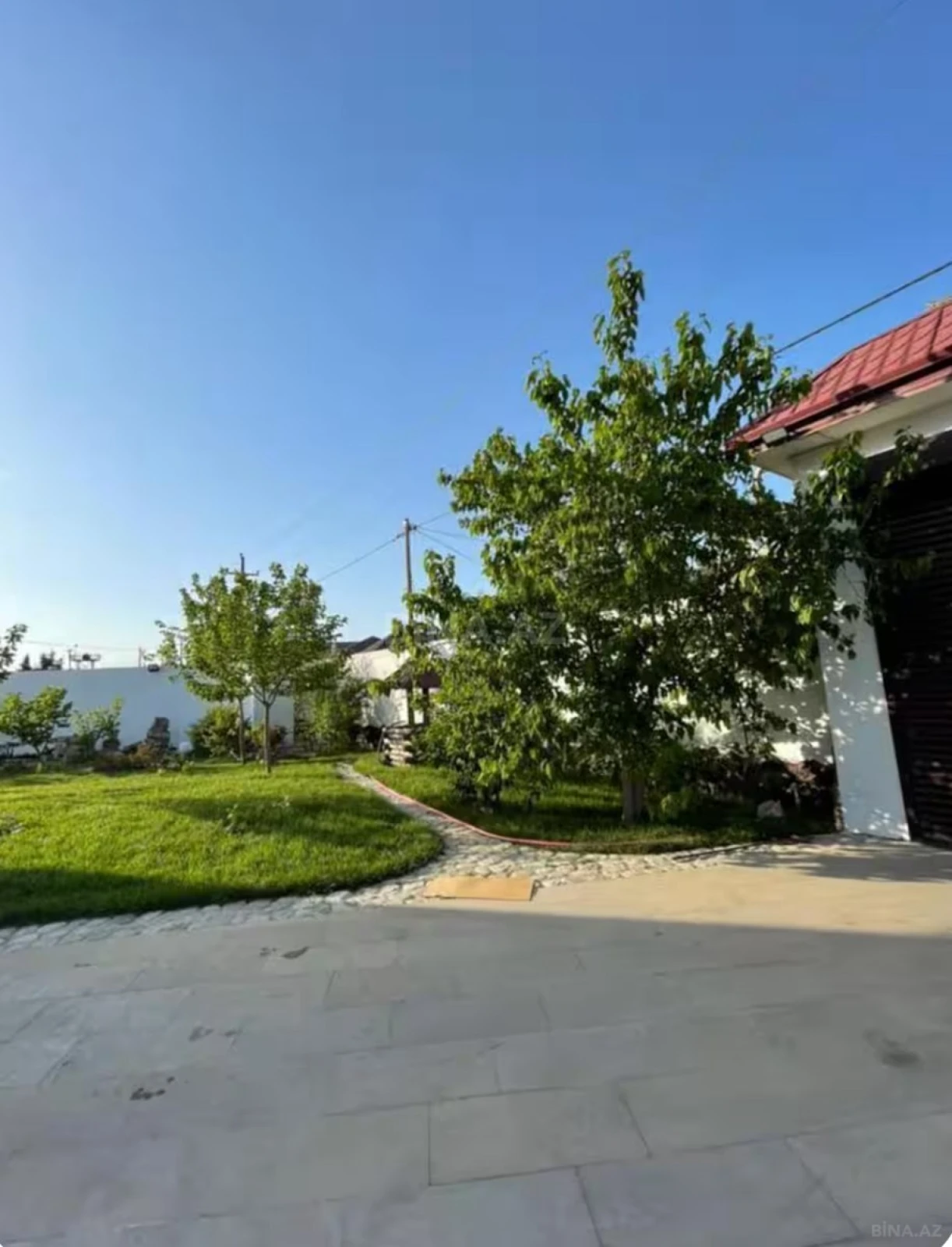 Kirayə verilir 7 otaqlı həyət evi 600 m²