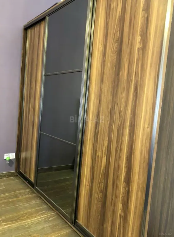 Kirayə verilir 7 otaqlı həyət evi 600 m²